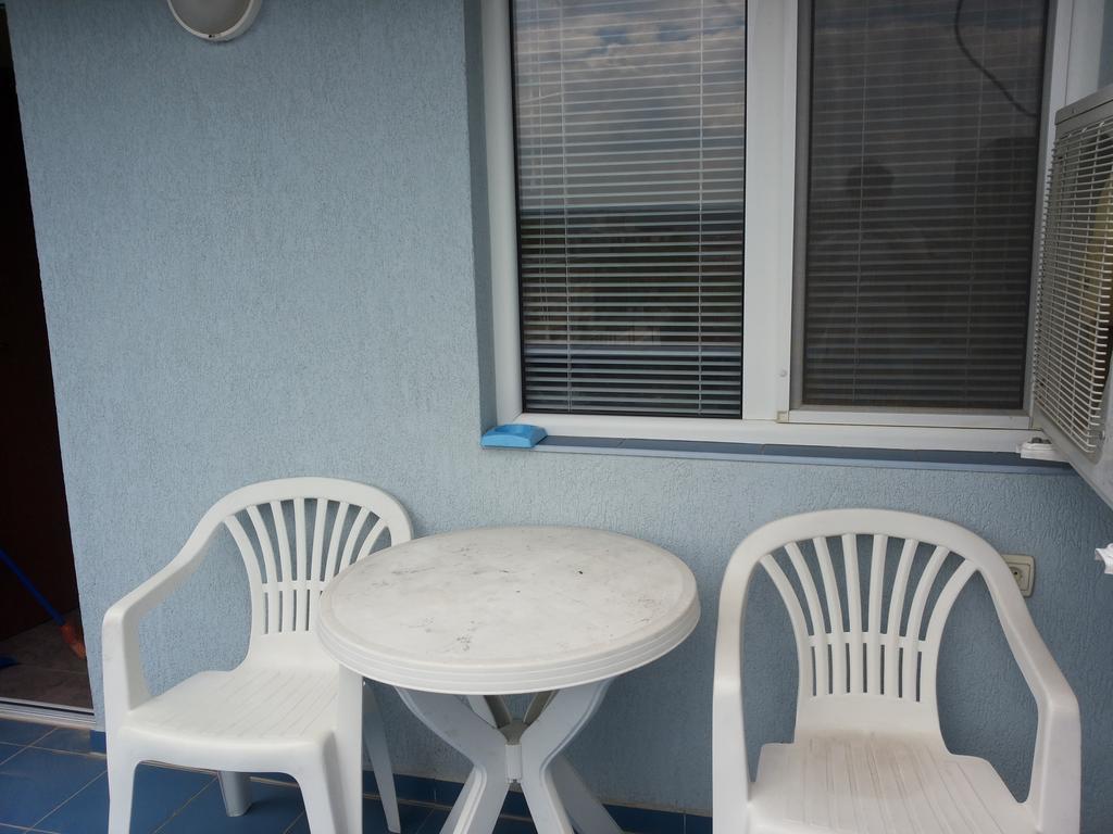 Ivanovi Guest House Primorsko Zimmer foto