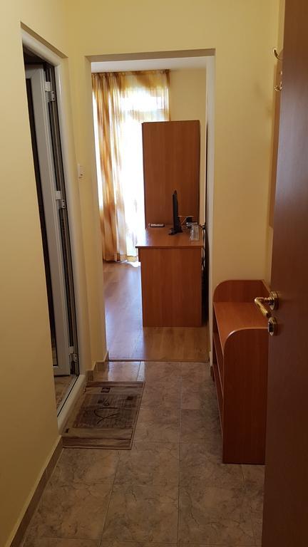 Ivanovi Guest House Primorsko Exterior foto